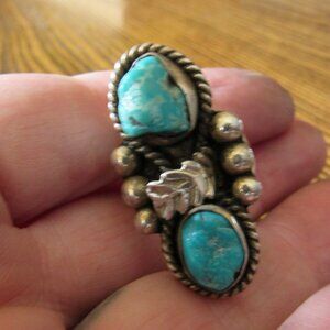 Vintage Sterling and Turquoise Statement Ring Sz 8 Santo Domingo Pueblo